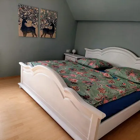 Beim Alten Pfarrhaus * زيل ان دير موسل